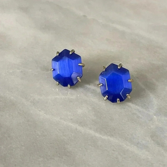 Kendra Scott Jewelry - Kendra Scott Morgan Cobalt Cat’s Eye Stud Earrings